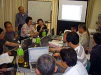 「高齢者用のパソコンテキスト作成」の会場風景